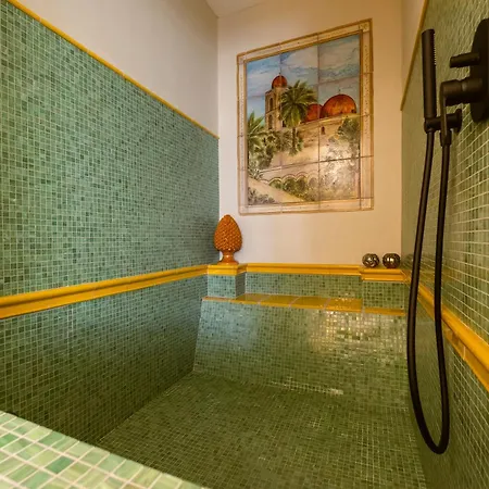 Royal House Apartment *